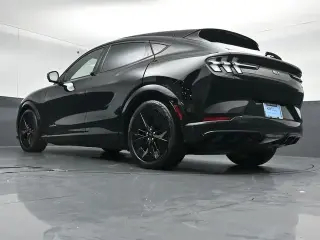 Ford Mustang Mach-E 2025 AWD GT 4 puertas SUV