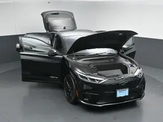 Ford Mustang Mach-E 2025 AWD GT 4 puertas SUV