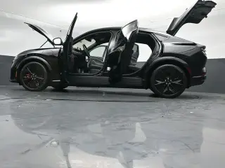 Ford Mustang Mach-E 2025 AWD GT 4 puertas SUV
