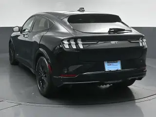 Ford Mustang Mach-E 2025 AWD GT 4 puertas SUV