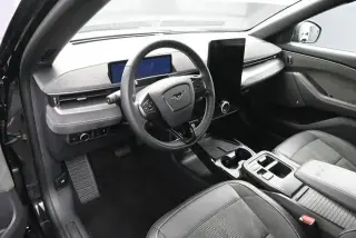 Ford Mustang Mach-E 2025 AWD GT 4 puertas SUV