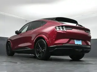 Ford Mustang Mach-E 2025 AWD GT 4 puertas SUV