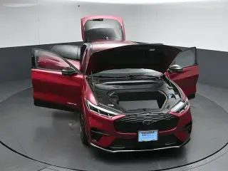Ford Mustang Mach-E 2025 AWD GT 4 puertas SUV