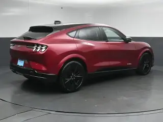 Ford Mustang Mach-E 2025 AWD GT 4 puertas SUV