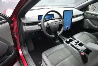 Ford Mustang Mach-E 2025 AWD GT 4 puertas SUV