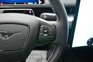 Ford Mustang Mach-E 2025 AWD GT 4 puertas SUV