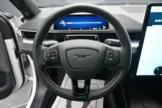 Ford Mustang Mach-E 2025 AWD GT 4 puertas SUV