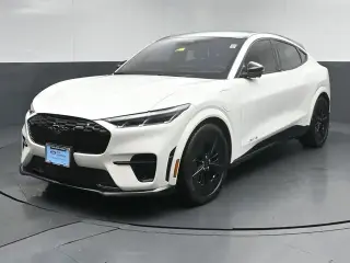 Ford Mustang Mach-E 2025 AWD GT 4 puertas SUV