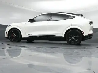 Ford Mustang Mach-E 2025 AWD GT 4 puertas SUV