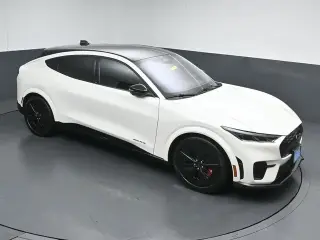 Ford Mustang Mach-E 2025 AWD GT 4 puertas SUV