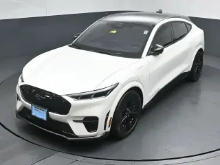 Ford Mustang Mach-E 2025 AWD GT 4 puertas SUV
