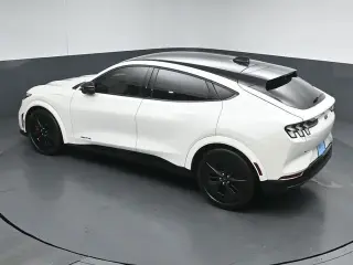 Ford Mustang Mach-E 2025 AWD GT 4 puertas SUV