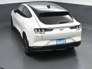 Ford Mustang Mach-E 2025 AWD GT 4 puertas SUV