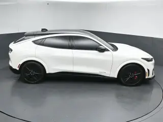 Ford Mustang Mach-E 2025 AWD GT 4 puertas SUV