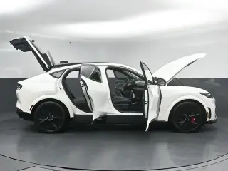Ford Mustang Mach-E 2025 AWD GT 4 puertas SUV