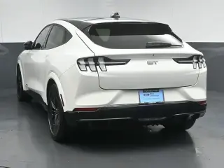 Ford Mustang Mach-E 2025 AWD GT 4 puertas SUV