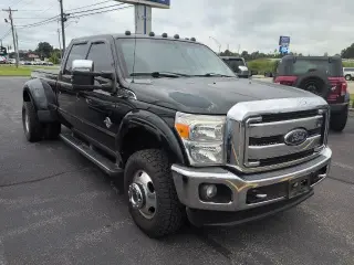 Ford F-350 Super Duty 2016 4x4 Lariat Cabina Crew 4 puertas 8 pies LB DRW Pickup