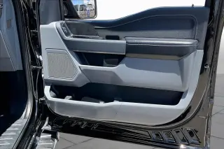 Ford F-150 2024 4x4 XLT 4 puertas SuperCrew 5.5 pies. SB