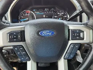 Ford F-250 Super Duty 2019 4x4 Lariat 4 puertas Cabina Crew 6.8 pies. Caja Pickup