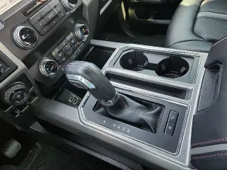 Ford F-150 2019 4x4 Platinum 4 puertas SuperCrew 5.5 pies SB