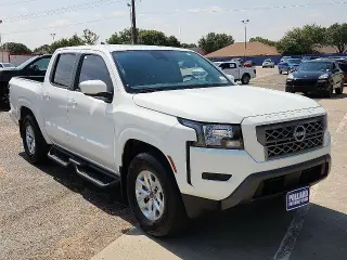 Nissan Frontier 2024 4x2 S 4 puertas Cabina Crew 5 pies. SB