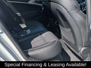 Genesis G70 2026 AWD 2.5T Prestigio 4 puertas Sedan