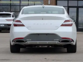 Genesis G70 2026 AWD 2.5T Prestigio 4 puertas Sedan