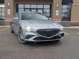 Genesis G70 2026 AWD 2.5T Sedán 4 puertas Estándar
