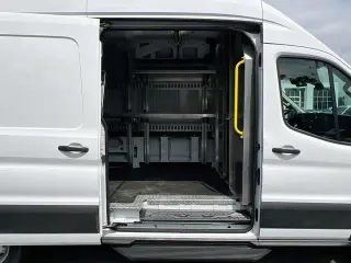 Furgoneta de carga Ford Transit 2020 350 3 puertas LWB con techo alto y carrocería extendida