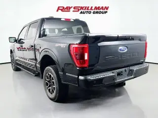 Ford F-150 2022 4x4 XLT 4 puertas SuperCrew 5.5 pies. Caja corta