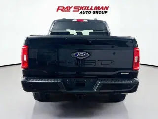 Ford F-150 2022 4x4 XLT 4 puertas SuperCrew 5.5 pies. Caja corta