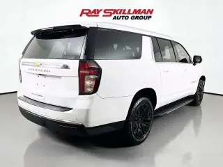 Chevrolet Suburban 2022 4x4 LT 4 puertas SUV