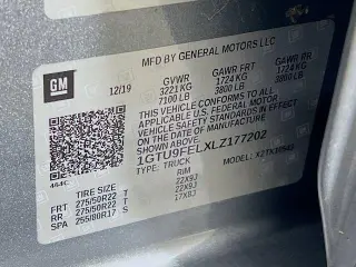 GMC Sierra 1500 2020 4x4 Denali 4 puertas Cabina Crew 5.8 pies. Caja corta