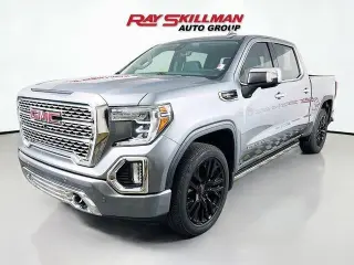 GMC Sierra 1500 2020 4x4 Denali 4 puertas Cabina Crew 5.8 pies. Caja corta
