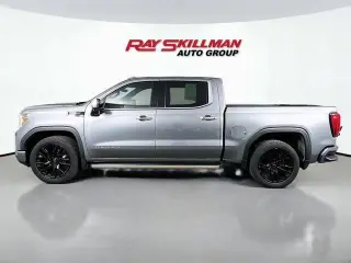 GMC Sierra 1500 2020 4x4 Denali 4 puertas Cabina Crew 5.8 pies. Caja corta