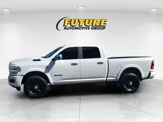 Ram 2500 2020 4x4 Laramie Cabina Doble 4 puertas 6.3 pies. Pickup SB