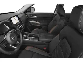 Nissan Pathfinder 2025 AWD Platinum 4 puertas SUV