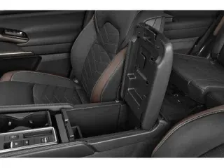 Nissan Pathfinder 2025 AWD Platinum 4 puertas SUV