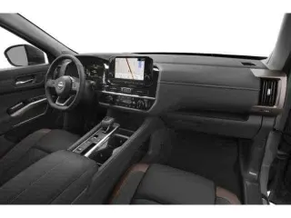 Nissan Pathfinder 2025 AWD Platinum 4 puertas SUV