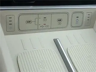 Hyundai SANTA FE 2025 AWD Calligraphy 4 puertas SUV
