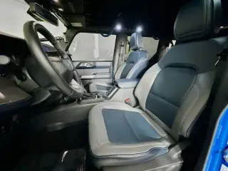 Ford Bronco 2023 4x4 Outer Banks 4 puertas SUV