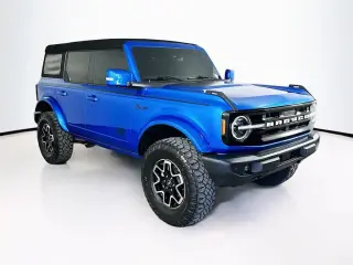 Ford Bronco 2023 4x4 Outer Banks 4 puertas SUV