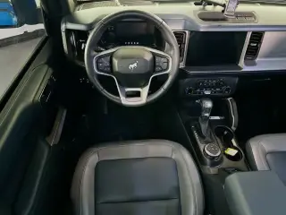 Ford Bronco 2023 4x4 Outer Banks 4 puertas SUV