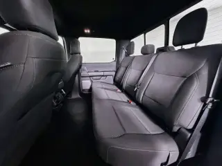 Ford F-150 2023 4x4 XLT 4 puertas SuperCrew 5.5 pies. SB
