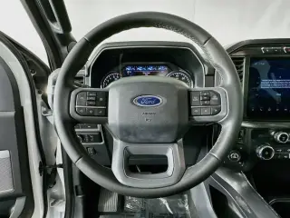 Ford F-150 2023 4x4 XLT 4 puertas SuperCrew 5.5 pies. SB