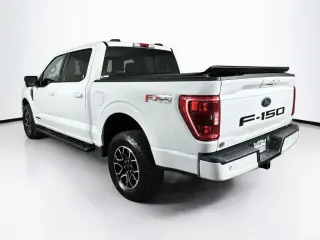 Ford F-150 2023 4x4 XLT 4 puertas SuperCrew 5.5 pies. SB