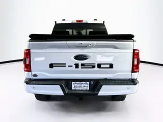 Ford F-150 2023 4x4 XLT 4 puertas SuperCrew 5.5 pies. SB