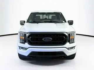 Ford F-150 2023 4x4 XLT 4 puertas SuperCrew 5.5 pies. SB