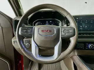 GMC Sierra 1500 2022 4x4 SLT Cabina Crew 4 puertas 5.8 pies. Caja corta