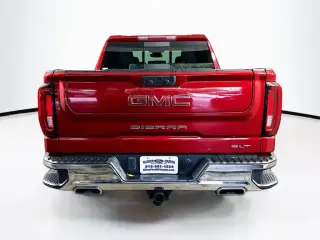 GMC Sierra 1500 2022 4x4 SLT Cabina Crew 4 puertas 5.8 pies. Caja corta